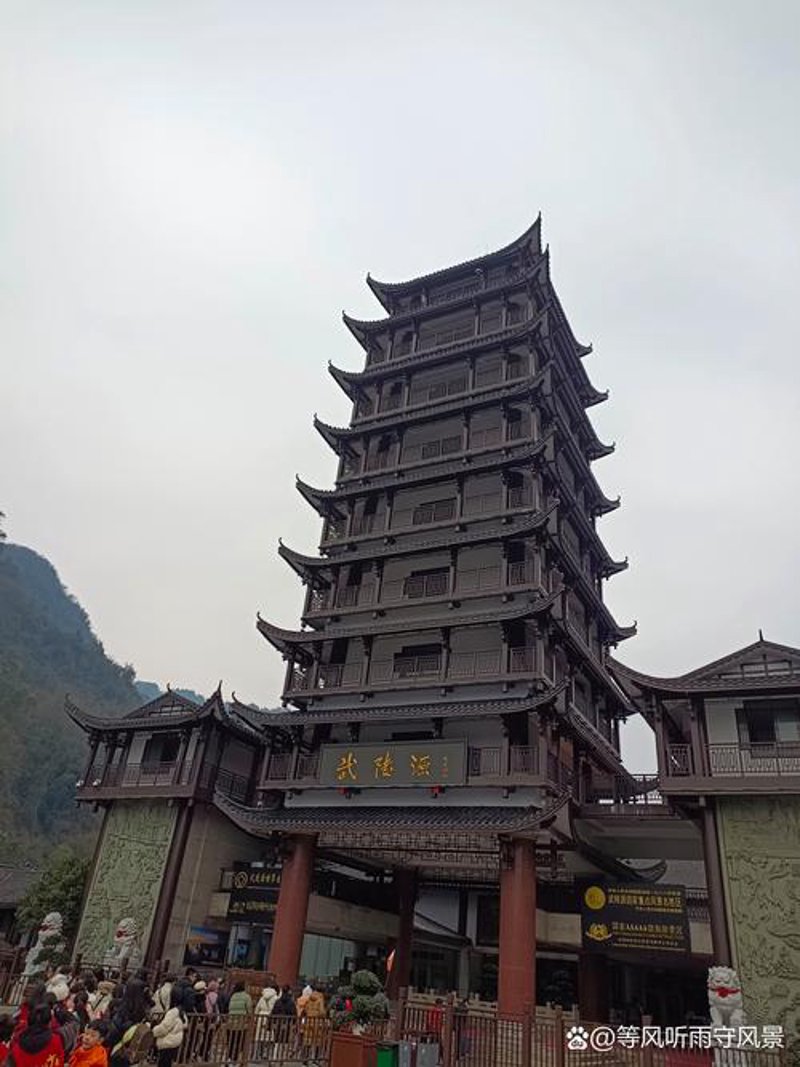 探寻古城之美：凤凰一游让你流连忘返